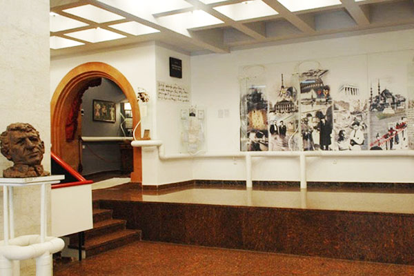 3-charents-museum