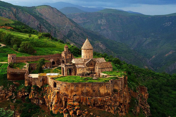 tatev-1-600